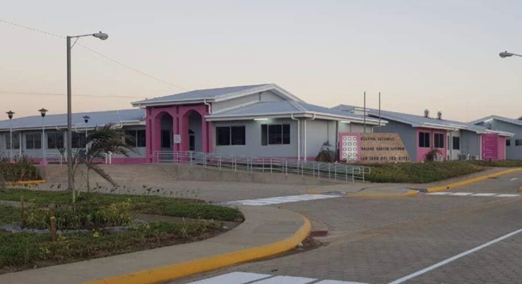 Gaspar García Laviana New Public Hospital in San Juan del Sur View from driveway