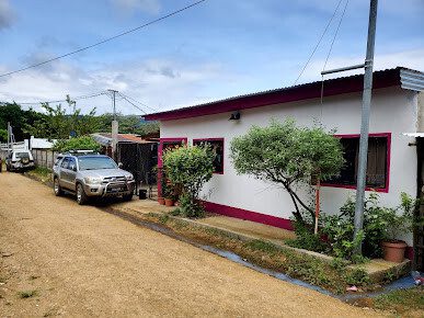 Nails Celia Cortez nail salon in San Juan del Sur, Nicaragua, offering expert manicures, acrylics, and nail design at The Pink Salon