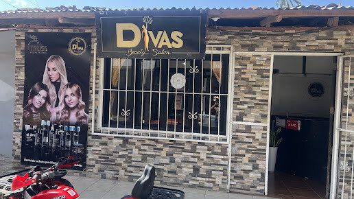 Divas Beauty Salón offering professional hair and nail services in San Juan del Sur, Nicaragua