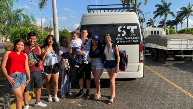 Snap Transport SJDS private van with tourists on scenic route