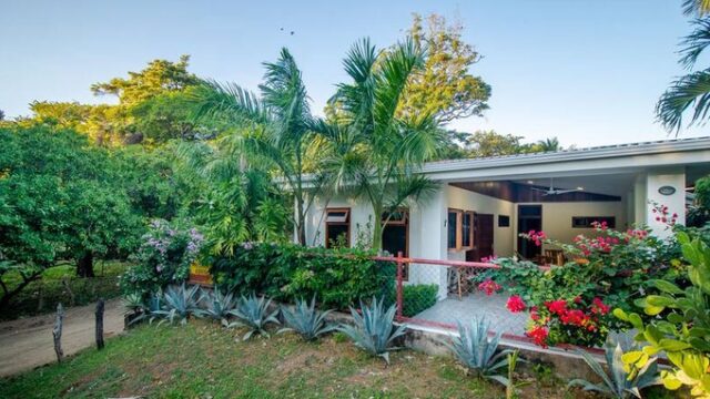 Beachfront house of Mar y Sol Beach House with terrace and ocean view at Playa Marsella, San Juan del Sur