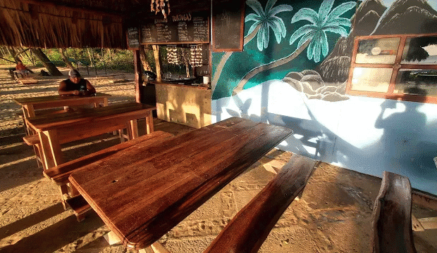 Rancho Las Tortugas view of the bar on the beach